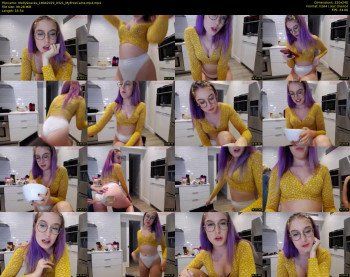 MollySnacks — 56 minute MyFreeCams cam site download, SD, Apr 18, 2019